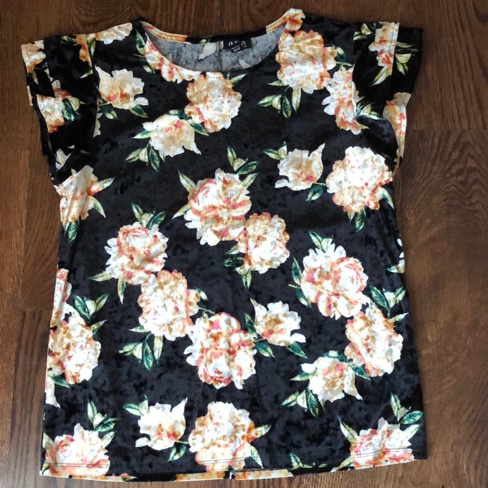 a.n.a Velvet Ruffle Tee - Picture 2 of 5